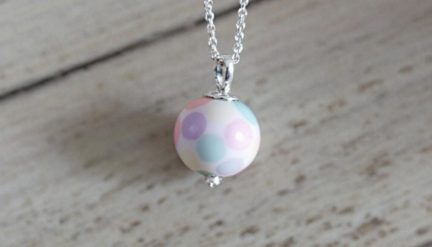 Rejoindre un club de fans de bijoux de grossesse : avantages